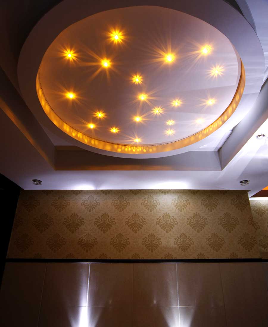 crystal feature lighting